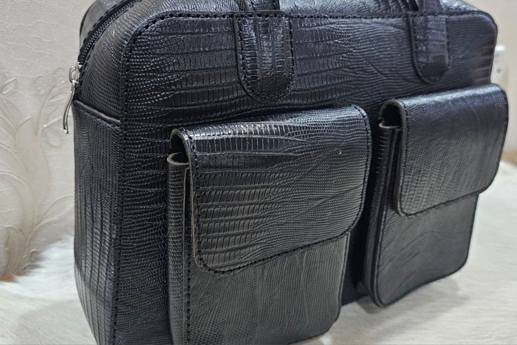 کیف دستی زنانه دوخته شده با چرم گاوی و دستدوز