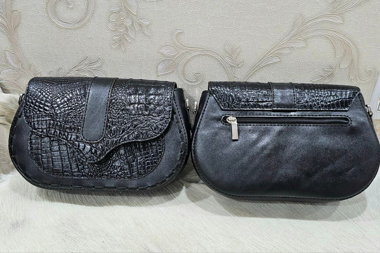 کیف دوشی چرم گاوی و دستدوز