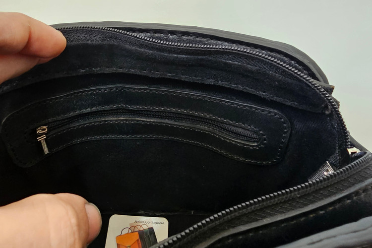 کیف دوشی چرم گاوی و دستدوز